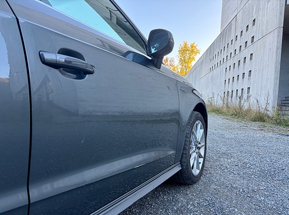 Audi e-tron 11 of 30