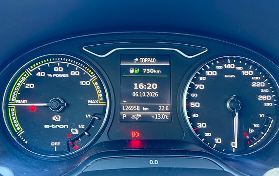 Audi e-tron 22 of 30