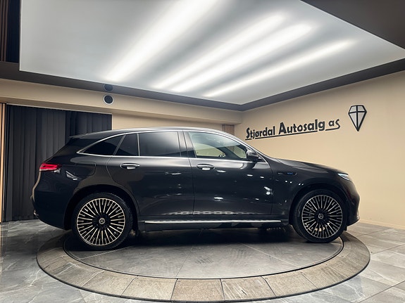 Mercedes-Benz EQC400 6 of 30