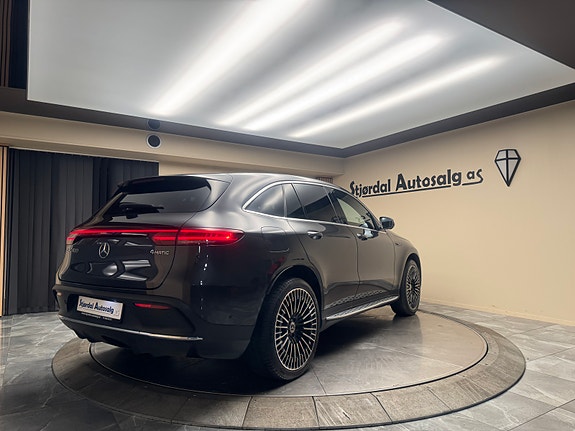 Mercedes-Benz EQC400 5 of 30