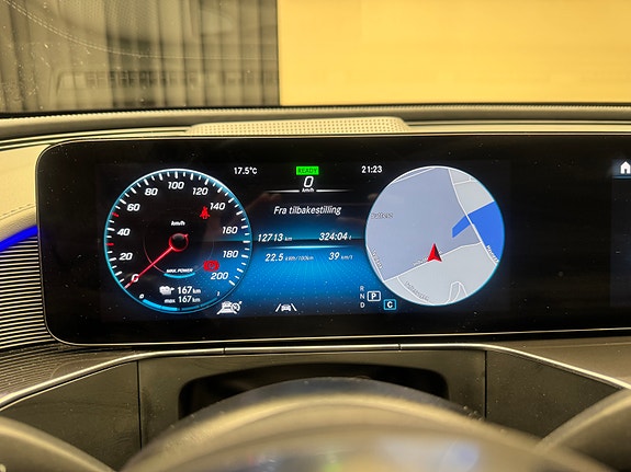 Mercedes-Benz EQC400 23 of 30