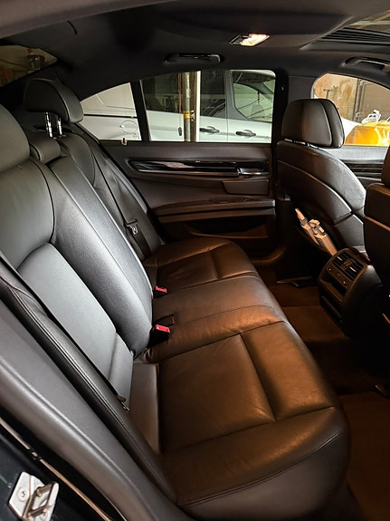 BMW 740d 12 of 12