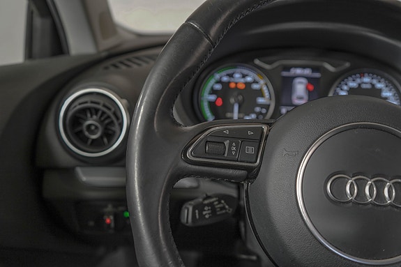 Audi A3 17 of 19