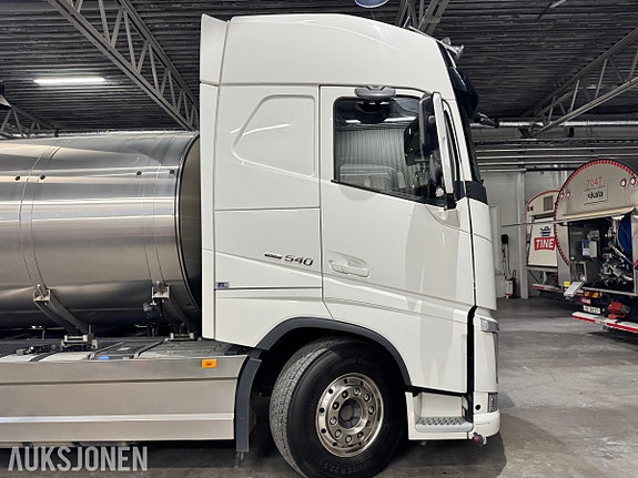 Volvo FH 5 of 30