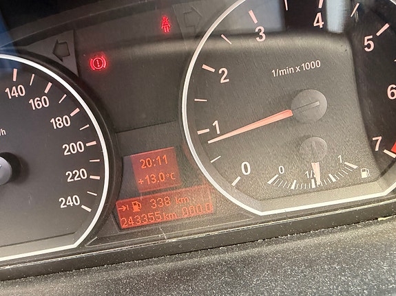 BMW 116i 6 of 8