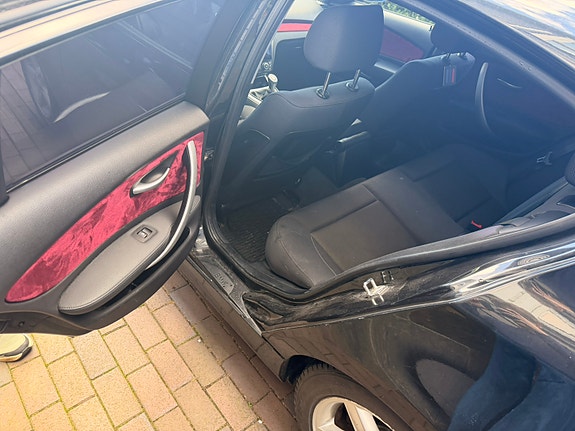 BMW 116i 4 of 8