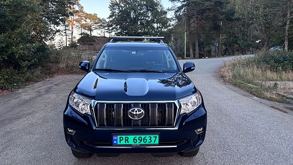 Toyota Land Cruiser 11 of 30