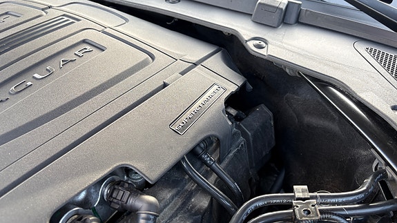 Jaguar XE 5 of 30