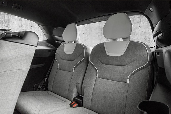 Volvo EX90 21 of 26