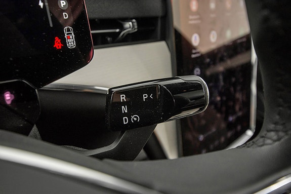 Volvo EX90 17 of 26