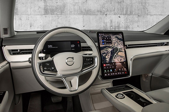 Volvo EX90 26 of 29