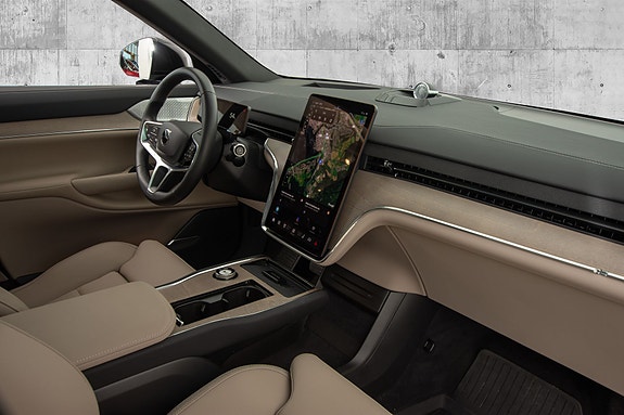Volvo EX90 24 of 27