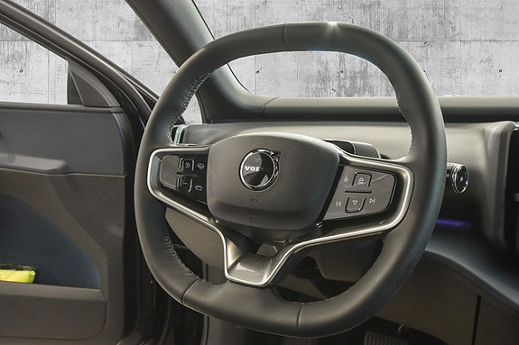 Volvo EX30 12 of 22