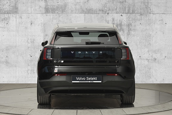 Volvo EX30 8 of 22