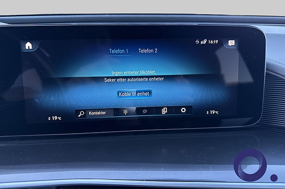 Mercedes-Benz EQC400 21 of 30