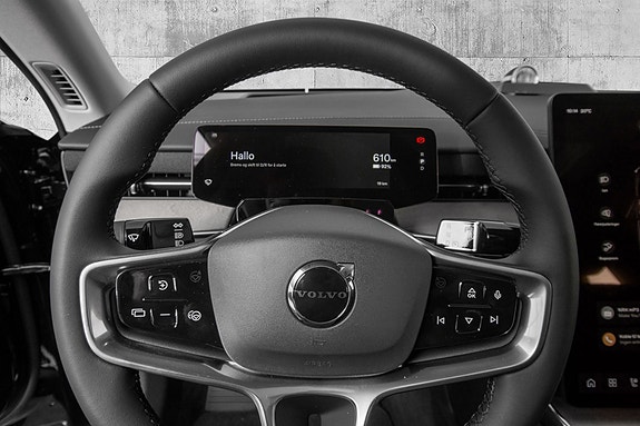 Volvo ES90 13 of 30