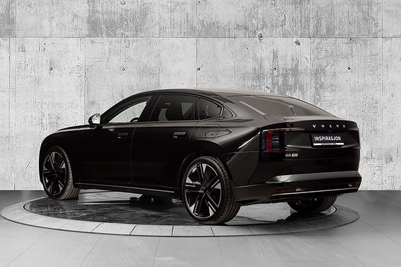 Volvo ES90 8 of 30