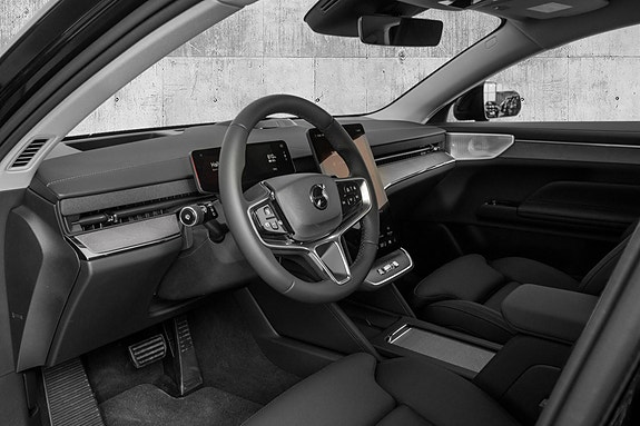Volvo ES90 24 of 30