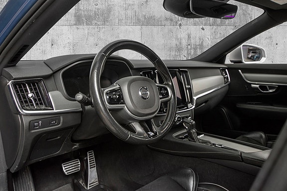 Volvo S90 19 of 27