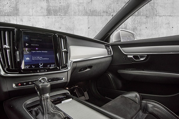 Volvo S90 13 of 27