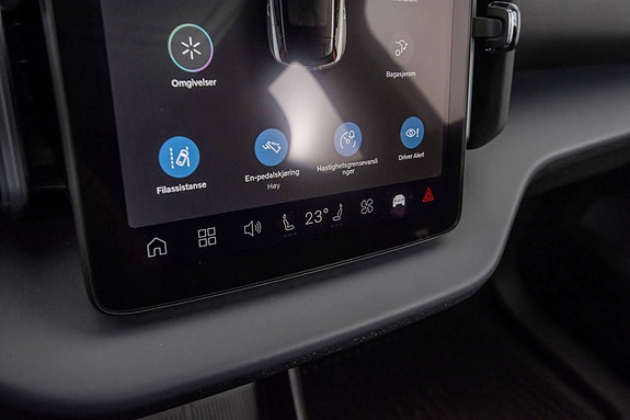 Volvo EX30 18 of 26