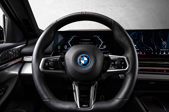 BMW i5 25 of 30