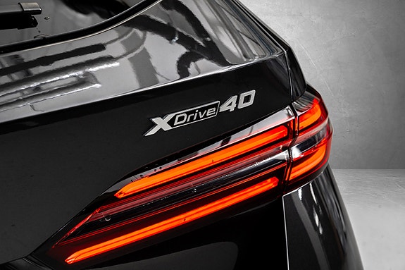 BMW i5 10 of 30