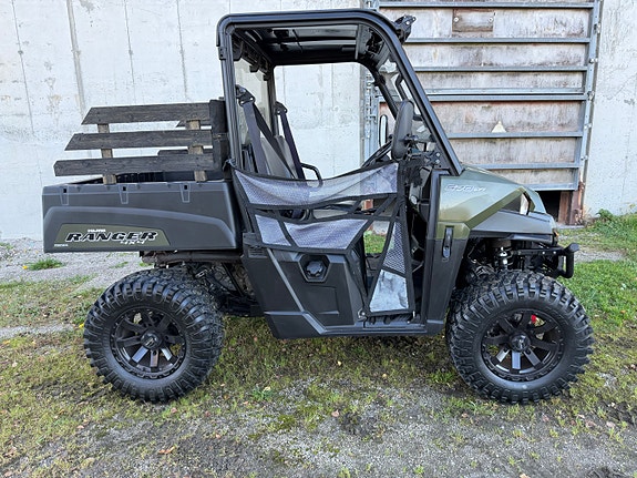 Polaris Ranger 570 2 of 16