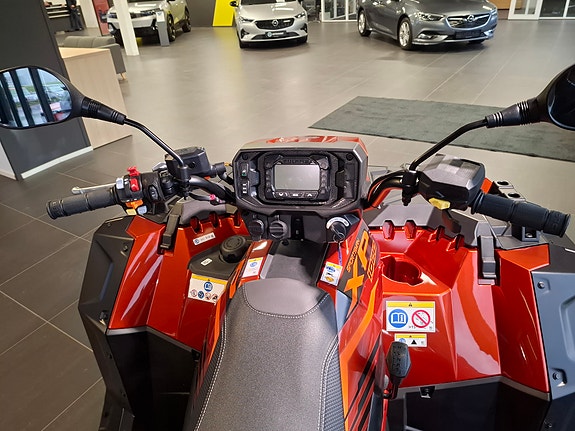 Polaris Sportsman XP 1000 S LE 7 of 9