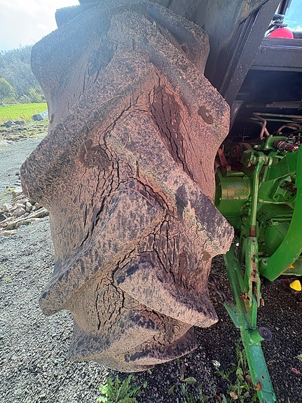 John Deere 1640 6 of 15