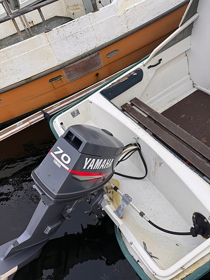 Mørebas 6100 Cabin – Yamaha 70 hk – 155 timer – henger - kartplotter 7 of 10