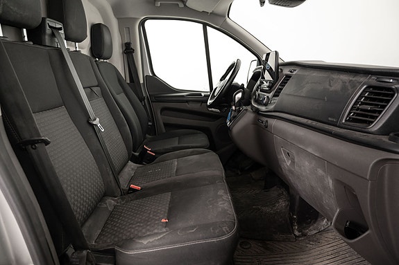 Ford Transit Custom 21 of 25