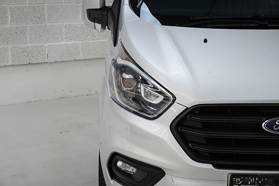 Ford Transit Custom 4 of 25