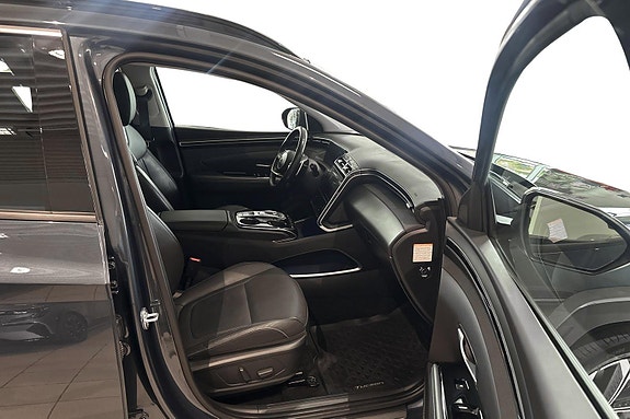 Hyundai Tucson 23 of 26