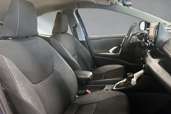 Toyota Yaris 19 of 30