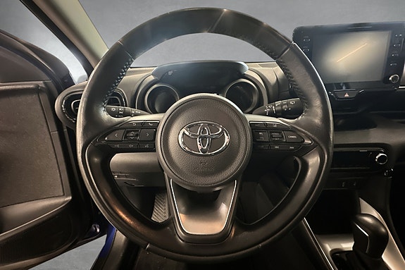 Toyota Yaris 16 of 30