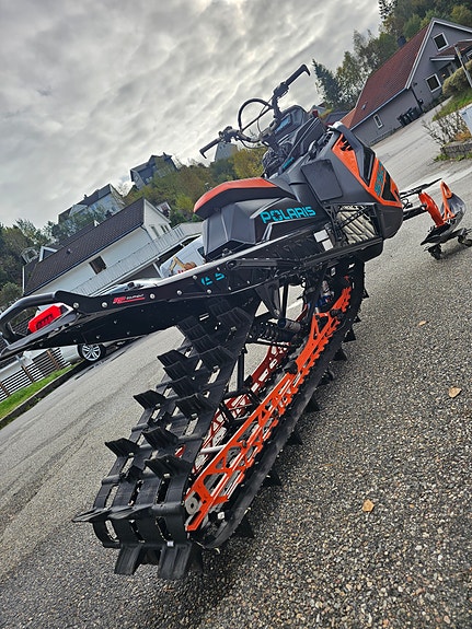 Polaris 850 RMK Khaos 155" Slash 10 of 30