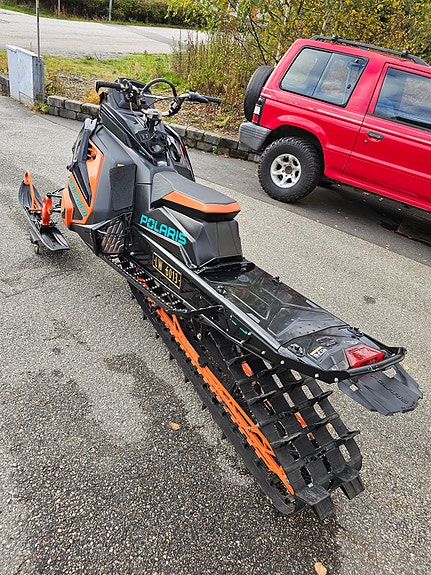 Polaris 850 RMK Khaos 155" Slash 18 of 30