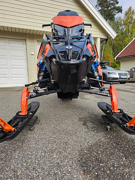 Polaris 850 RMK Khaos 155" Slash 28 of 30