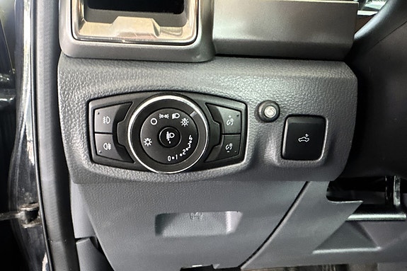 Ford Ranger 16 of 26