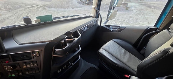 Volvo FH500 4 of 11