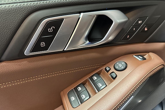 BMW X5 18 of 19