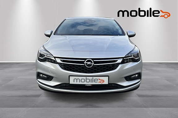Opel Astra 18 of 28