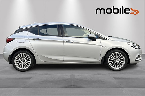 Opel Astra 2 of 28