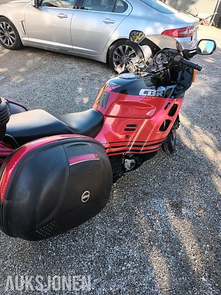 Honda CBR 2 of 8
