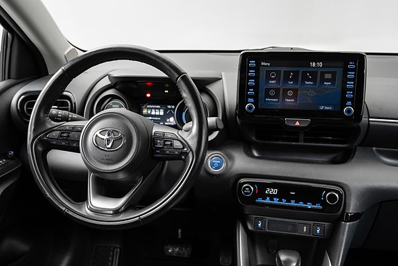 Toyota Yaris 24 of 30
