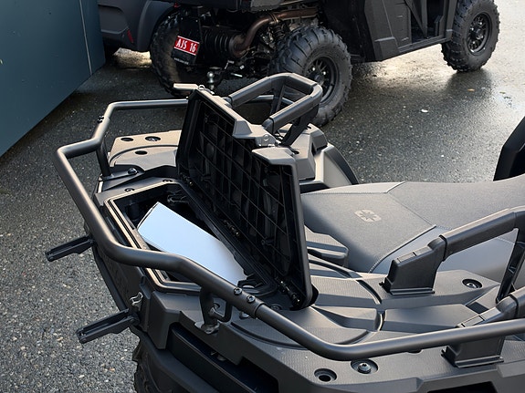 Polaris Sportsman 570 EPS - Black Edition - Winter Pack! 5 of 9