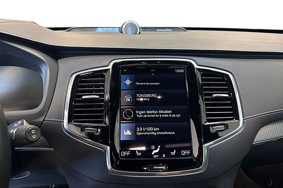 Volvo XC90 11 of 20