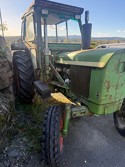 John Deere 2030 5 of 5
