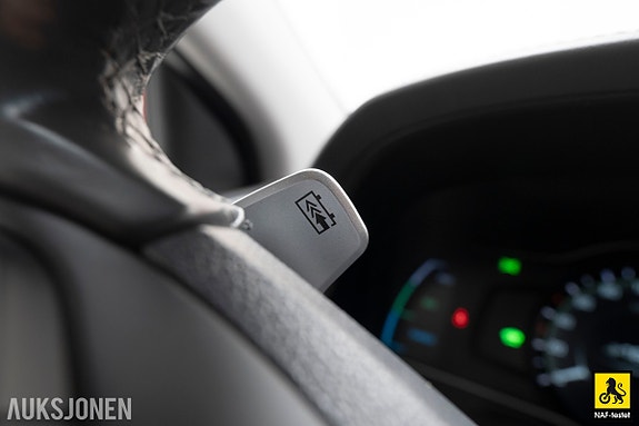 Hyundai IONIQ 26 of 30